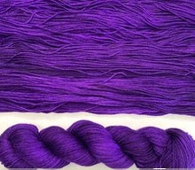 Charger l'image dans la galerie, Dream in Color ~ Smooshy Cashmere