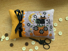 Load image into Gallery viewer, October 31st Pinkeep