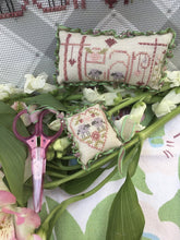 Load image into Gallery viewer, Heart Mesh Bag