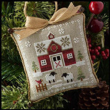 Charger l'image dans la galerie, Farmhouse Christmas #1 - Little Red Barn