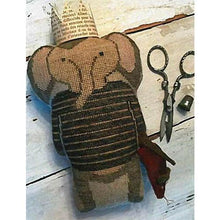 Charger l'image dans la galerie, Humphrey ~ Animal Cracker Series