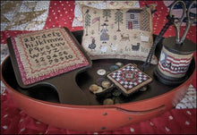 Load image into Gallery viewer, American Homestead Sewing Set