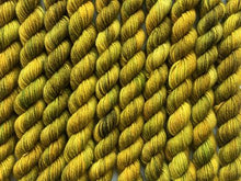 Charger l'image dans la galerie, Dream in Color ~ Smooshy Cashmere