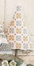 Load image into Gallery viewer, Spring Quilt Tree