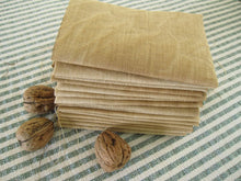 Charger l'image dans la galerie, ABC Series - "V" is for Valentine