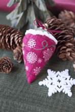 Load image into Gallery viewer, Jingle Berry