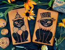 Charger l'image dans la galerie, Hello Halloween Book