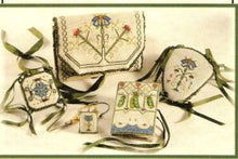Charger l'image dans la galerie, Elizabethan Purse