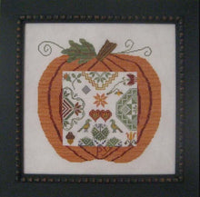 Load image into Gallery viewer, Great Pumpkin Collection - Great Pumpkin Quaker