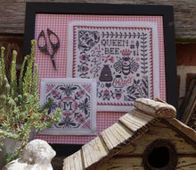 Load image into Gallery viewer, Queen Bee Sampler