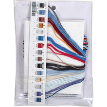 Charger l'image dans la galerie, Building a Snowman Kit
