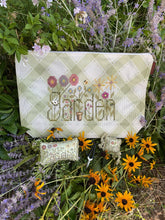 Charger l'image dans la galerie, Garden Bag - Embellishment Pack
