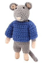 Load image into Gallery viewer, Sam - Amigurumi Kit
