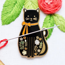 Charger l'image dans la galerie, Flamingo Toes Needle Minders
