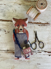 Load image into Gallery viewer, Reynard - Animal Crackers British Series
