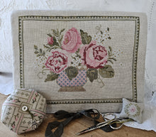 Load image into Gallery viewer, Peony Pocket and Accessories
