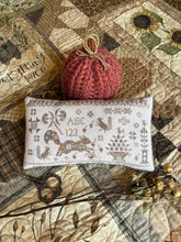 Load image into Gallery viewer, Sassy Squirrel Pinkeep ~ Coming Soon (Pre-order)
