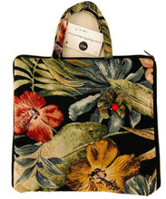 Load image into Gallery viewer, Needlepoint/Cross Stitch Case
