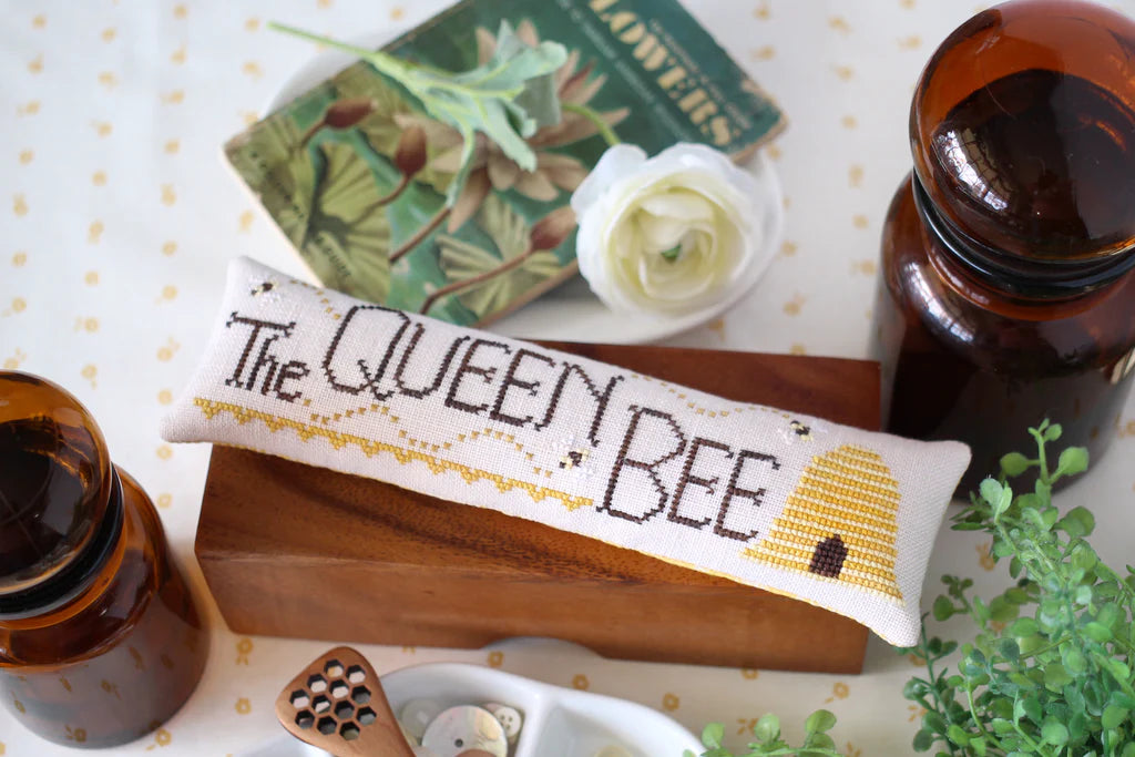 Queen Bee, The  ~ 2024 Needlework Market
