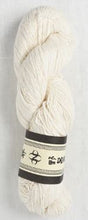 Charger l'image dans la galerie, Noro  Sonata Yarn ~ #01 Vanilla
