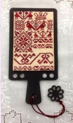 Islensk Sjonabok Hornbook Threadkeeper & Needleminder - GPA