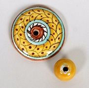 Load image into Gallery viewer, Deruta Biscornu D2
