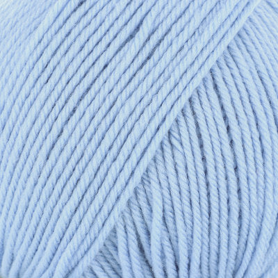 220 Superwash Yarn ~ Placid Blue #280