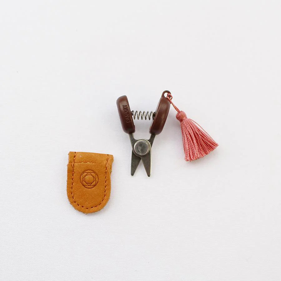 Cohana Mini Scissors - Gray Tassel Mini Scissor - Salty Yarns