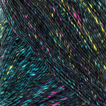 Load image into Gallery viewer, Noro Kakigori Yarn ~ #07 Hakodate
