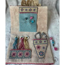 Charger l'image dans la galerie, The Quilting House Sewing Set
