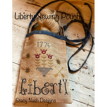 Charger l'image dans la galerie, Liberty Sewing Pouch
